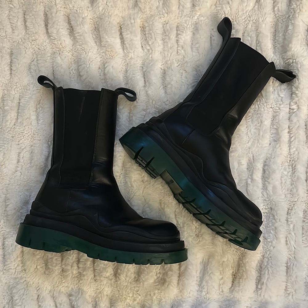 Authentic Bottega Veneta Leather Lug Boots Green EU38 US7.5